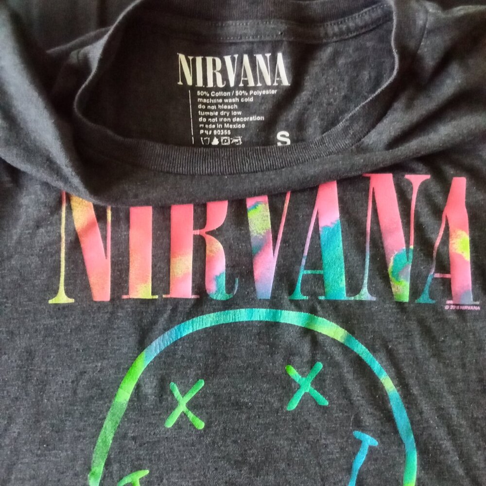 NIRVANA HAPPY FACE GRAPHIC TEE - Picture 7 of 7